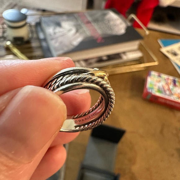 David Yurman Crossover Ring - Picture 11 of 15